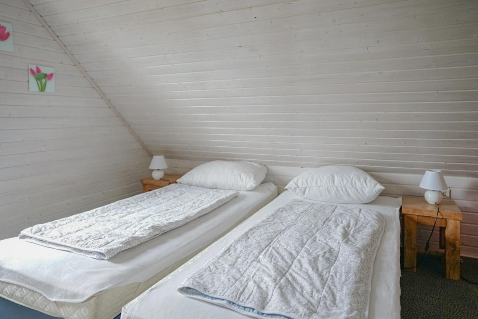 Ferienhaus "Gestiefelter Kater" Am See Im Bergland Kirchheim  Bagian luar foto